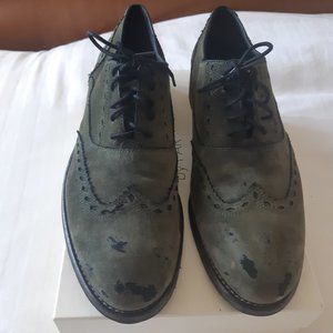 Donald Pliner Burn Out Olive Green Leather Oxford Style Lace Up Shoe